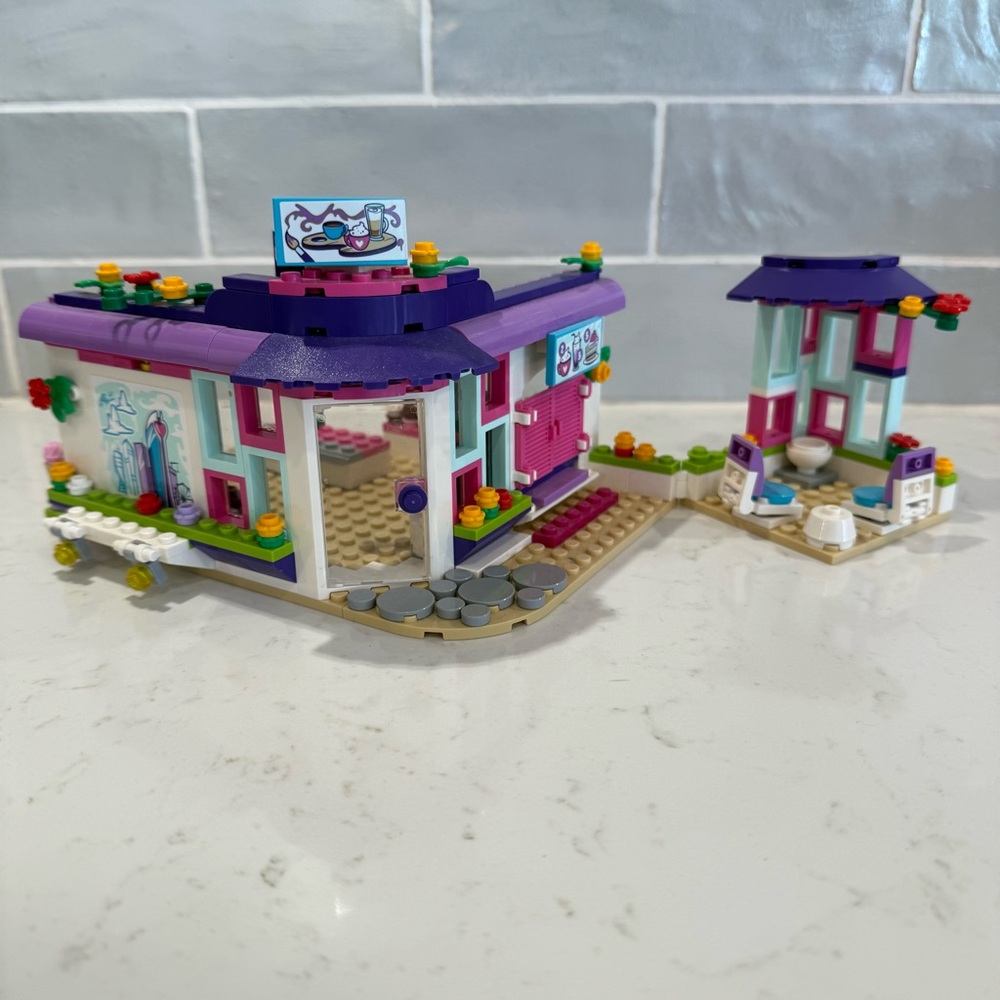 LEGO FRIENDS Emma's Art Café 41336 RETIRED 2018 Release